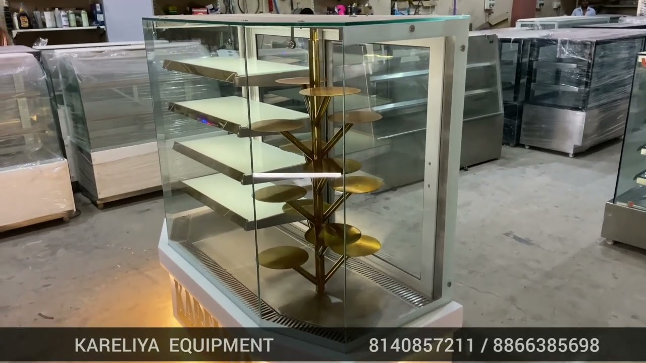 Rotation cake display counter
