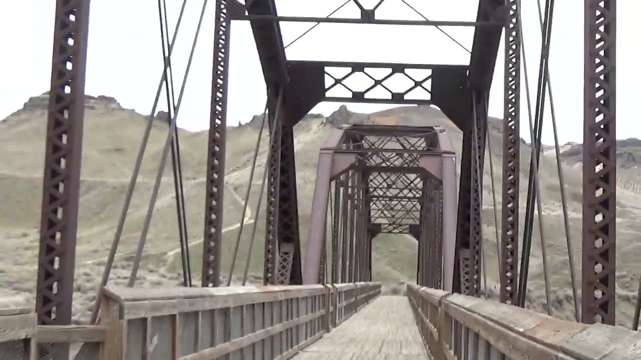 Hiking Review Guffey Butte, Guffey, Idaho