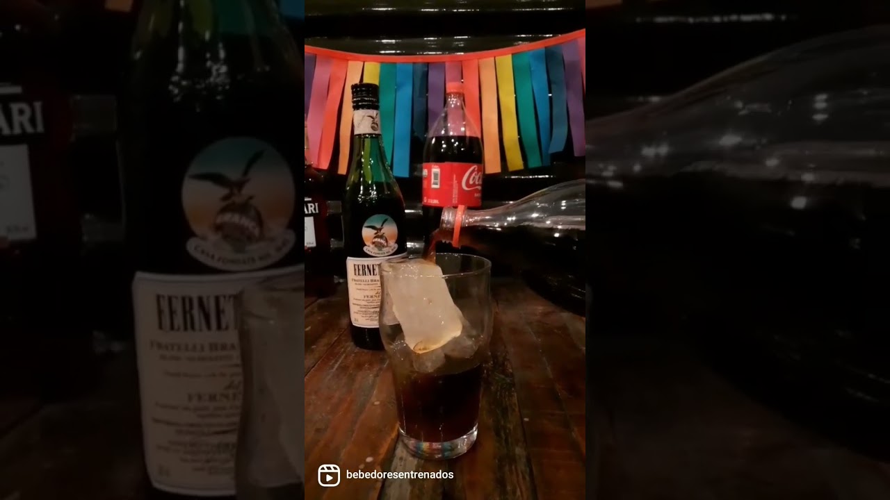 #bebedoresentrenados y su #fernet para alentar a la #scaloneta 🇦🇷 Messi Mundial