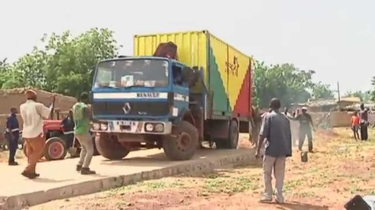 Ankunft Solarcontainer in Mourdiah/ Mali (Westafrika)