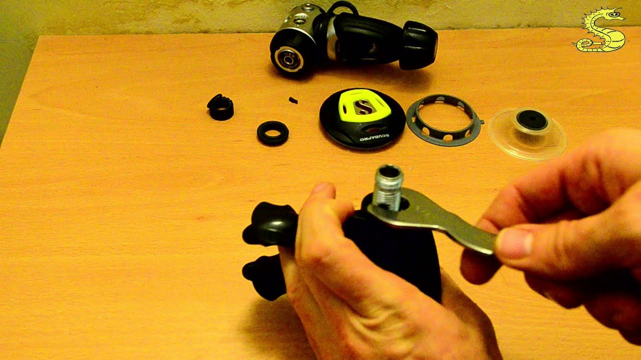 Desmontar Octopus  Scubapro R395 por e-Submarinismo