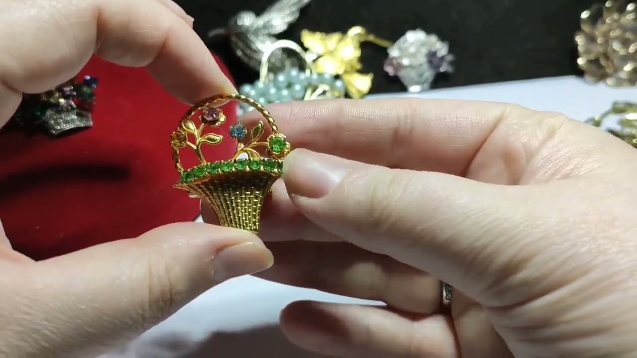 35. Распаковка с Ebay. Броши-корзиночки