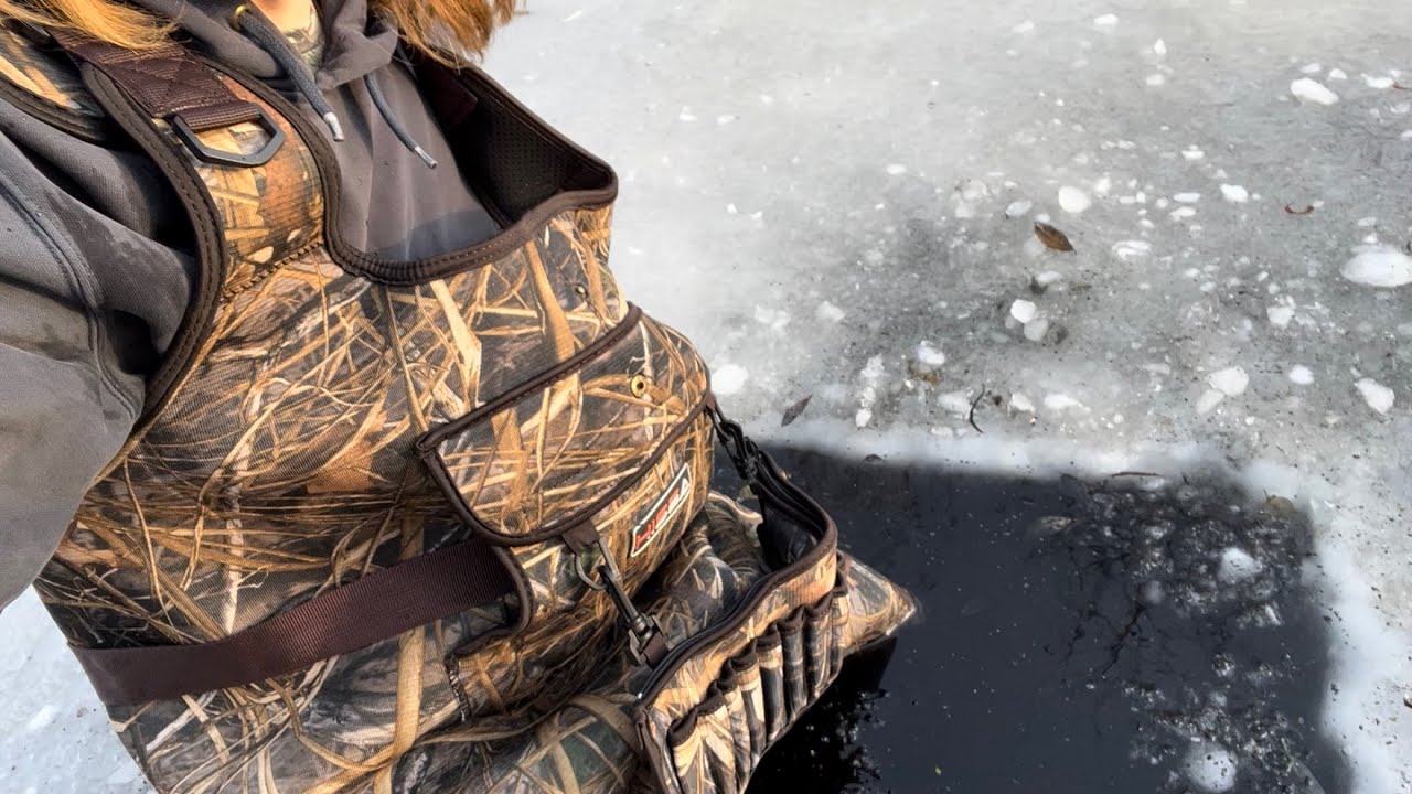 HISEA 1600 gram insulated wader review/ Duck hunt and checking cattle.