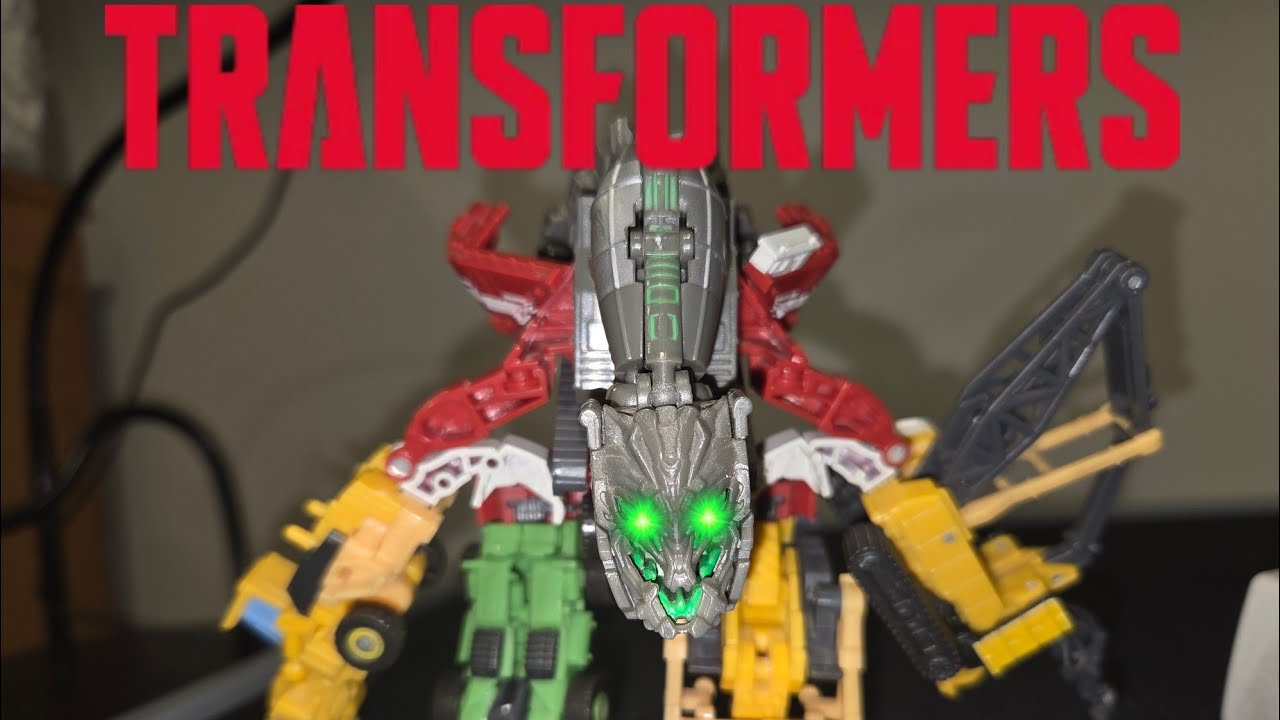 (TINY MONSTER MAN.... THING) #transformers ROTF Legends class Devestator 