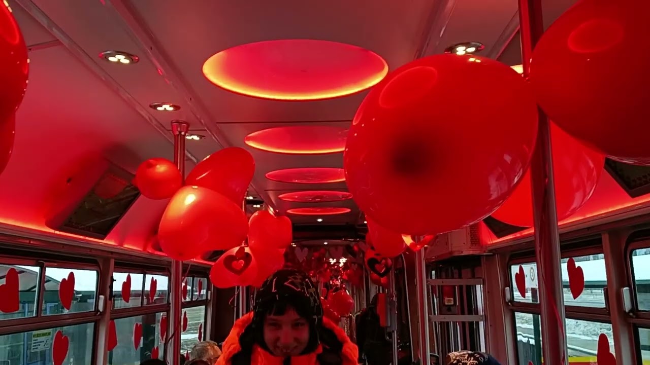 Walentynkowy Tramwaj MPK Łódź w środku 
