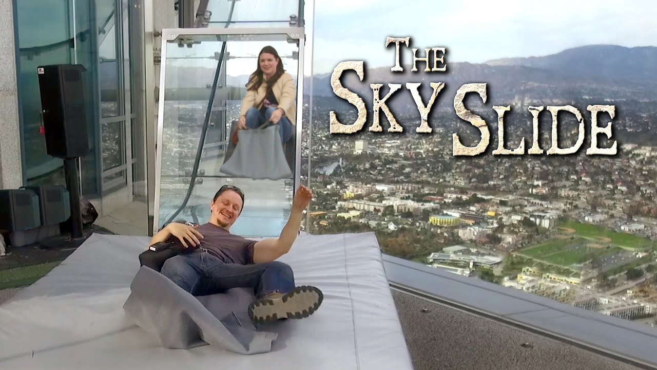 Испытайте себя на стеклянной горке Glass Sky Slide в Sky Space Los Angeles!
