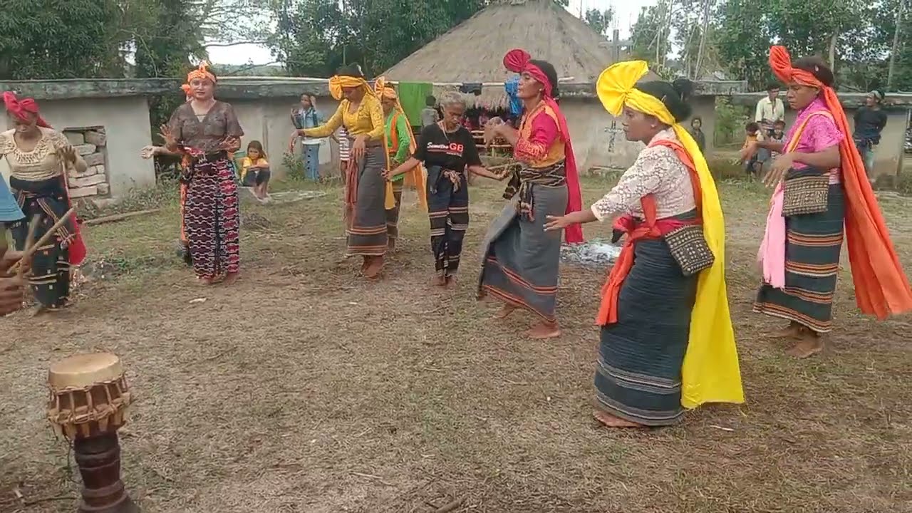 Budaya Sumba _tarian kodi balaghar 