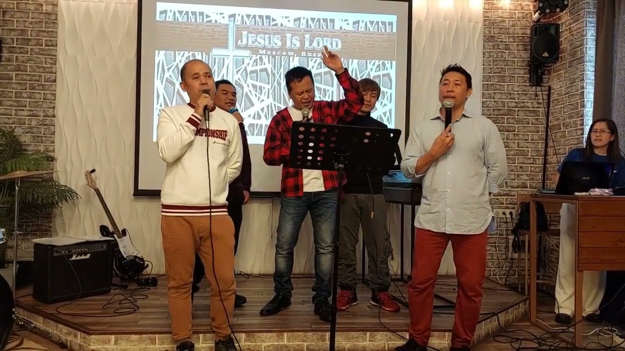Nananalig | Sunday's Offeratory by Men's Ministry | Moscow, Russia 