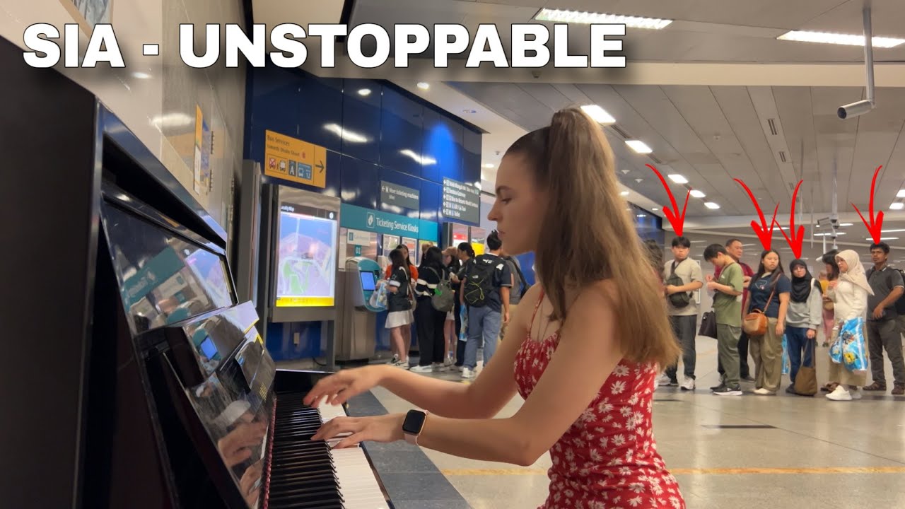 I played SIA - UNSTOPPABLE on piano in public!
