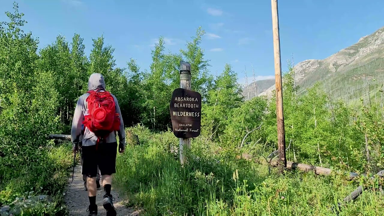 A short hike to the West Boulder Meadows - Montana
