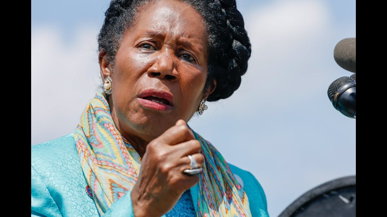 WATCH LIVE: Rep. Sheila Jackson Lee officially announces run for Houston mayor