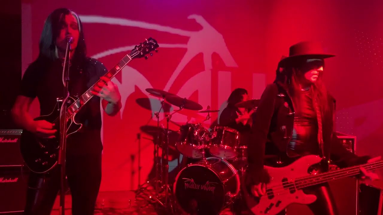 Vampire’s Kiss - Molly Vamp live @ Dba 2-22-26