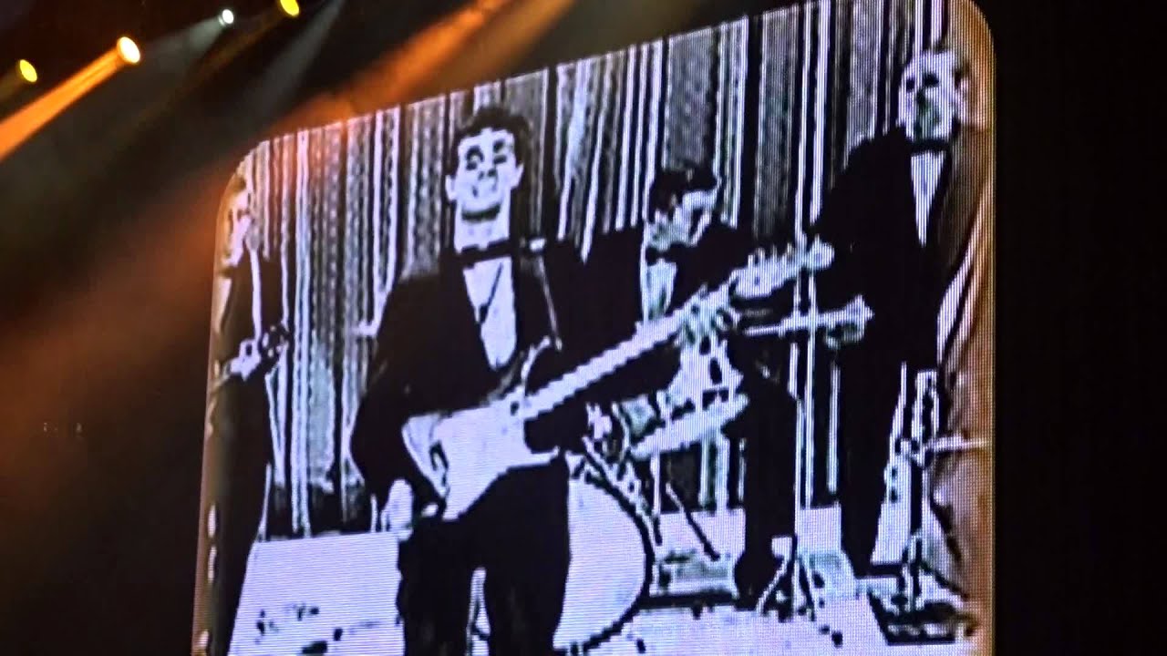 Sir Paul McCartney live concert Lubbock, Texas signs aTribute to Buddy Holly