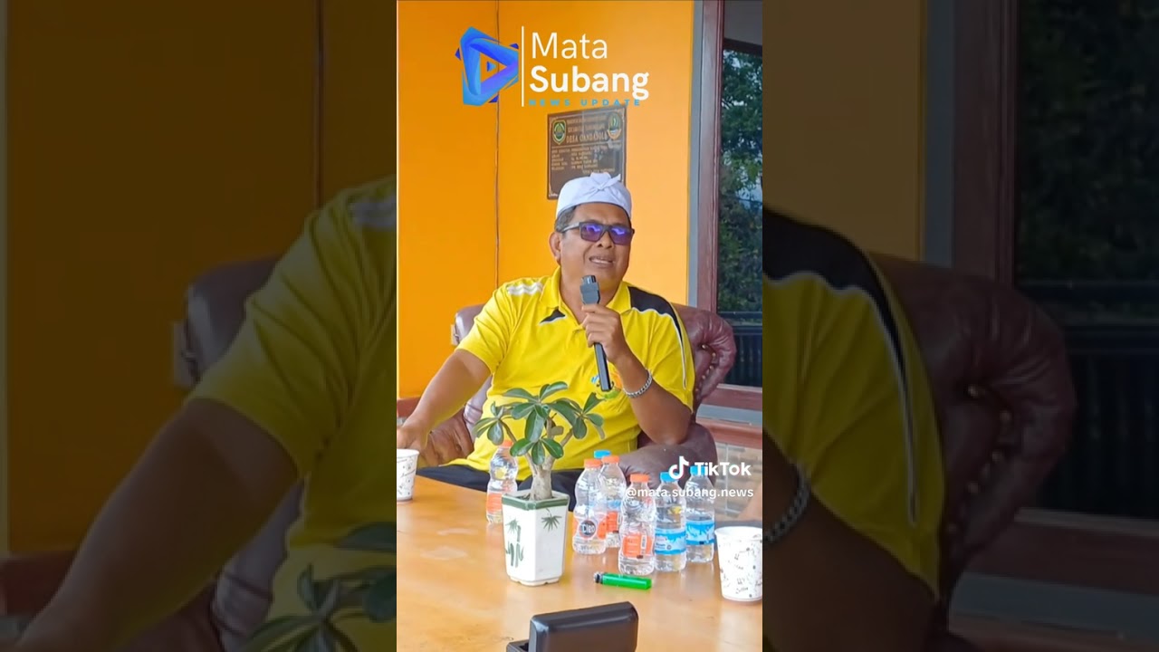 M. Irwan Yustiarta SH dan Andi Gondrong  bersama Kepala Desa  Gandasoli Ares