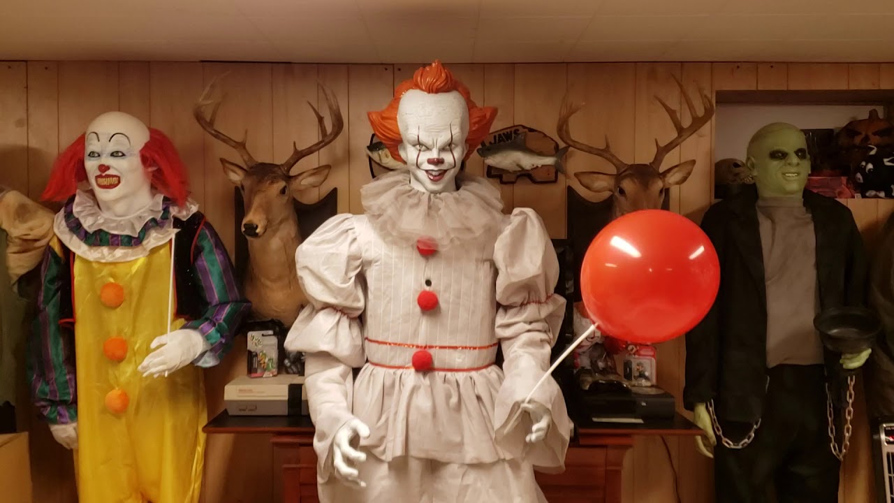 Gemmy 2019 Life Size Animated Pennywise Review