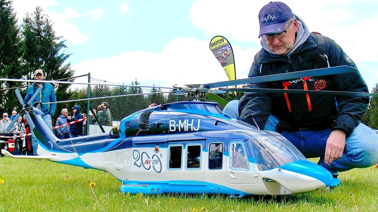BIG RC AW-139 AGUSTAWESTLAND SCALE TURBINE MODEL HELICOPTER FLIGHT DEMONSTRATION