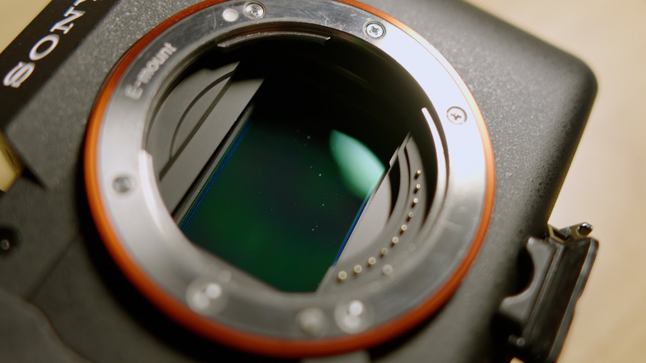 a7v metal dust on sensor