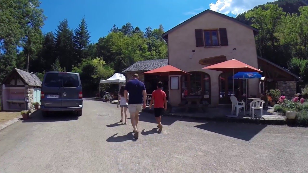 Camping La Cascade   48