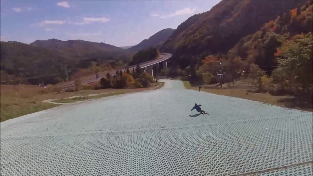 Dry Slope Skiing - St.Mary Plasnow Gel&auml;nde