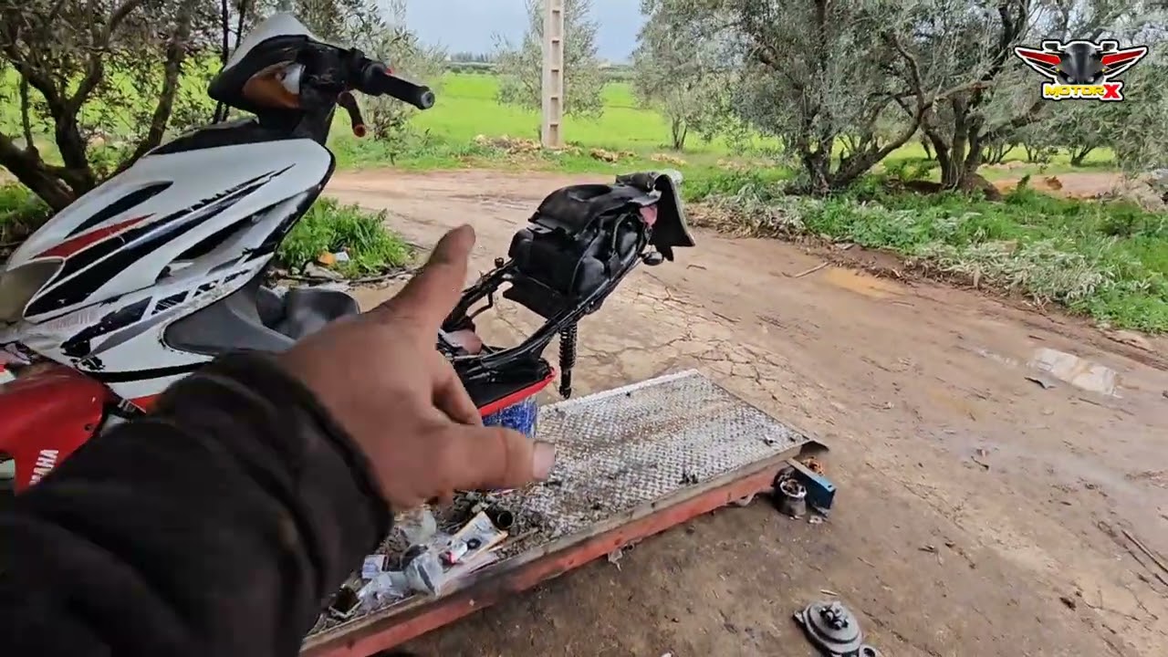 فيديو تعليم كيفاش تحل مكينة ديال aerox بوحدك 💪