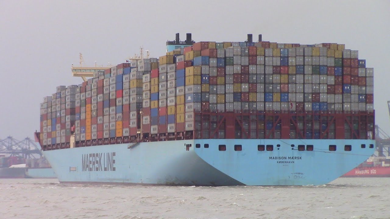 Triple E Container Ship MADISON MAERSK Fully Loaded inbound into Felixstowe, UK (June 26, 2015)