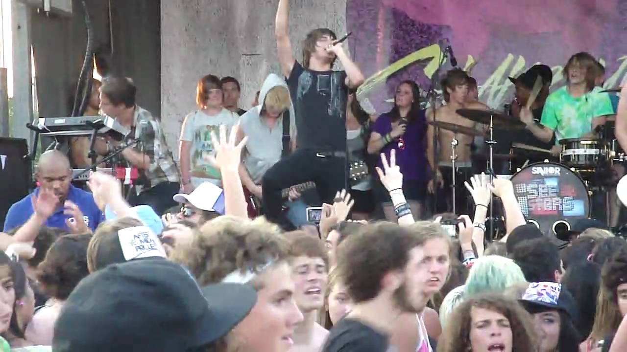 I See Stars  - 3D (Live 2010 Warped Tour)