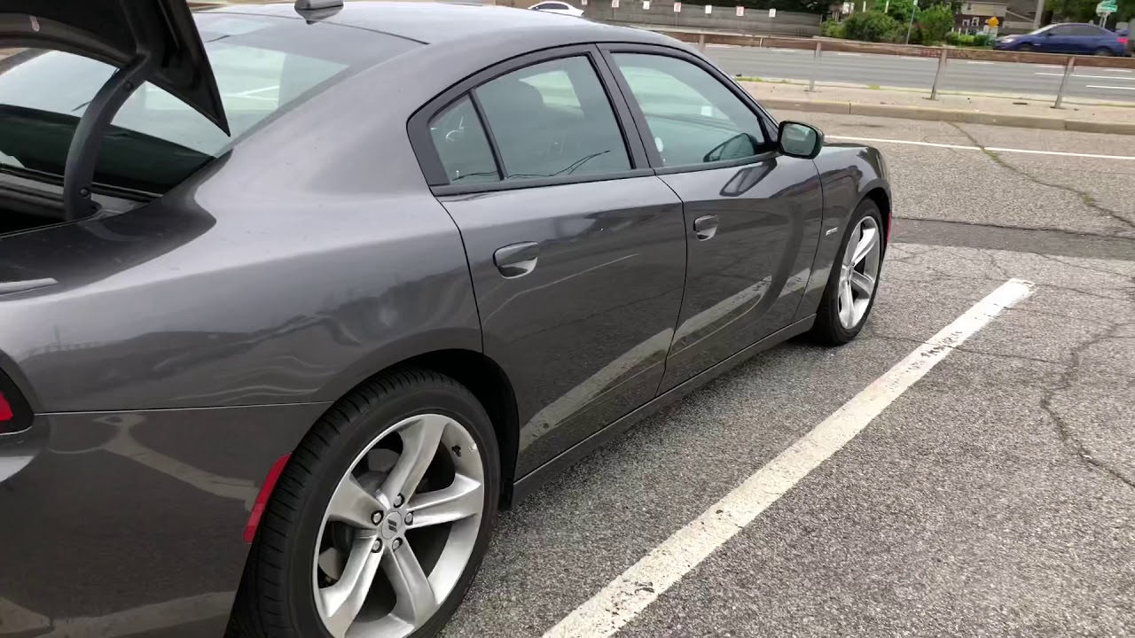 2018 Dodge Charger R/T HEMI  (Remote start, Revs, Exterior, Interior, Infotainment & Cold Start)