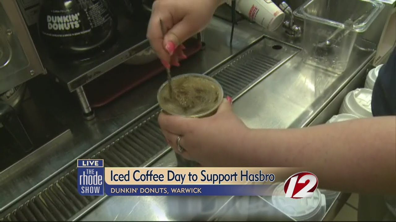 Making Iced Coffee with Dunkin Donuts