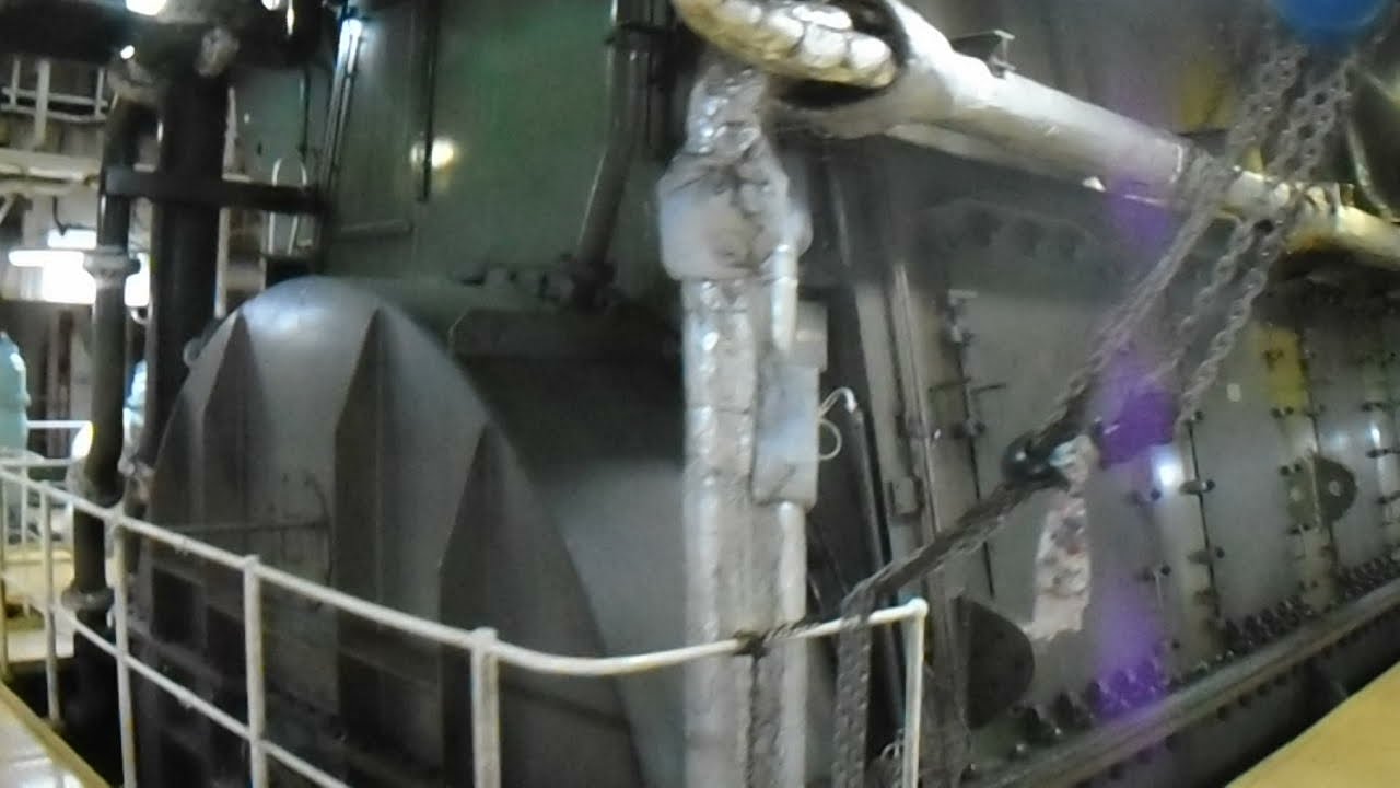 Wartsila Sulzer Slow Speed Ship Engine Underway