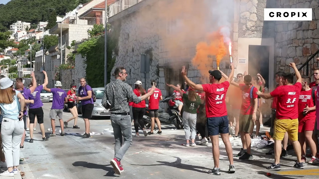 Maturanti unatoč epidemiološkim mjerama održali norijadu u Dubrovniku