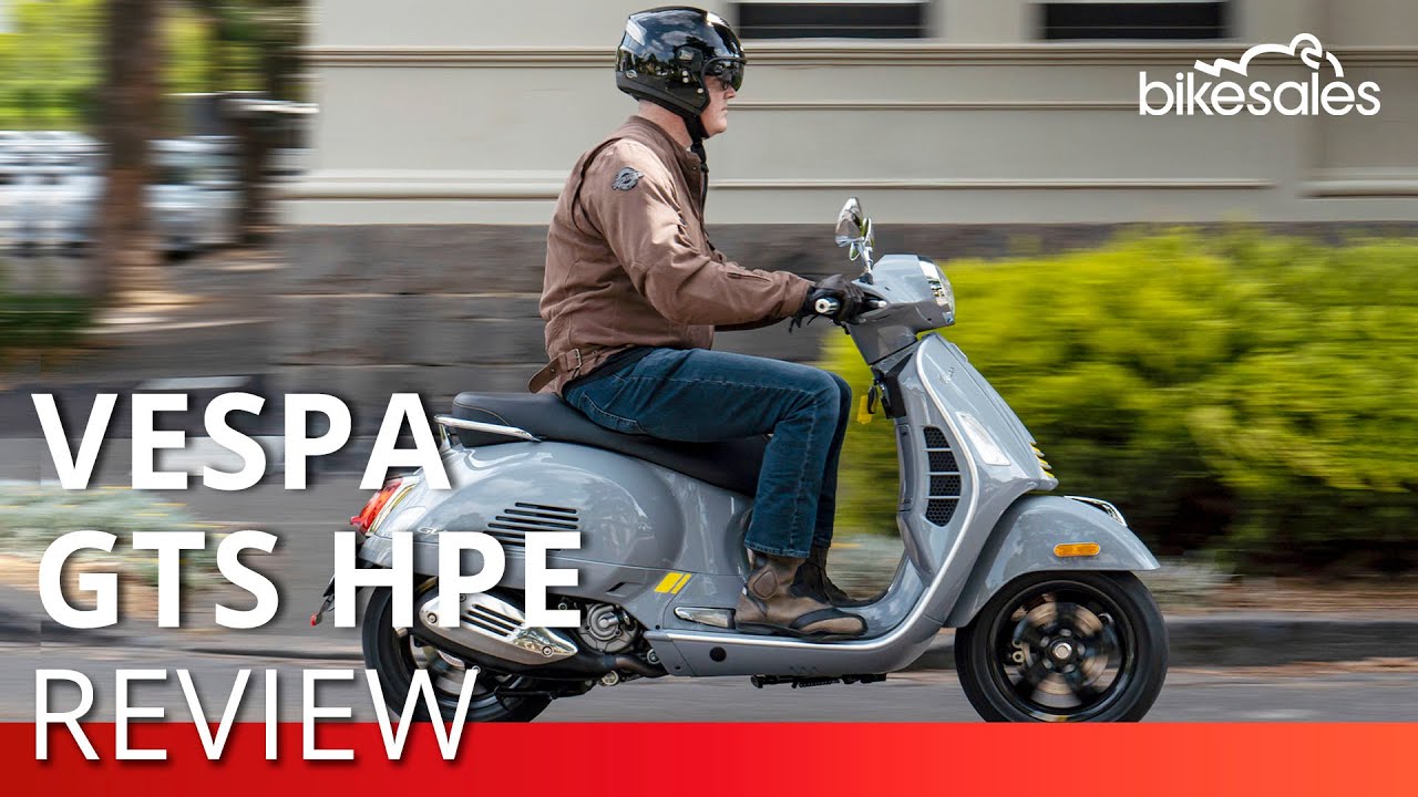 2020 Vespa GTS HPE Supertech Review | bikesales