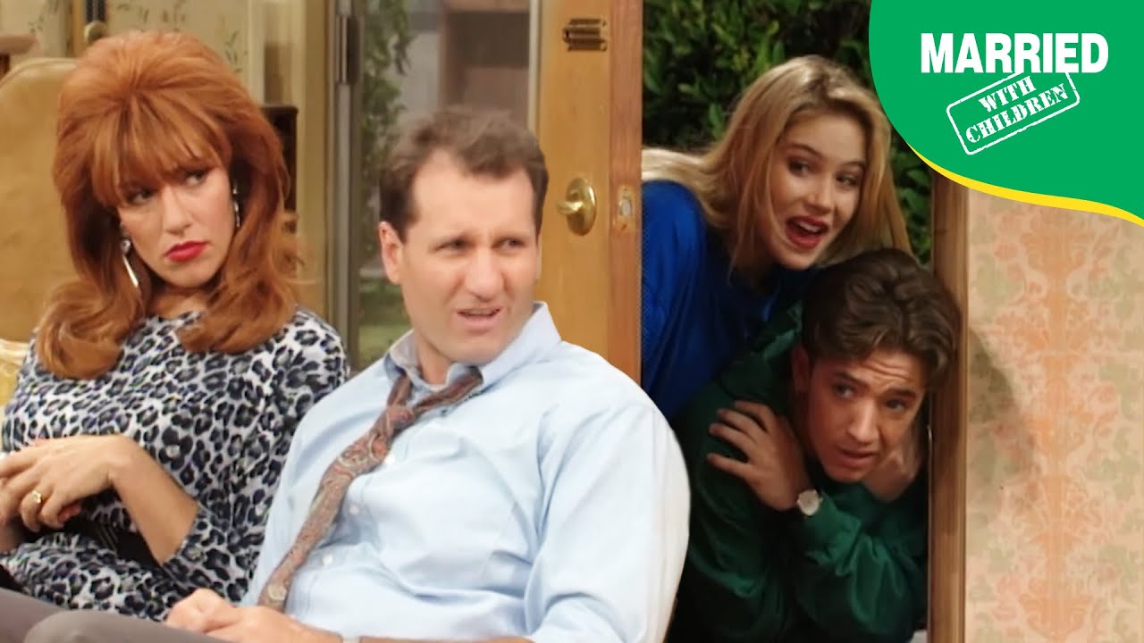 Peggy Kicks Everyone Out the House | Married With Children