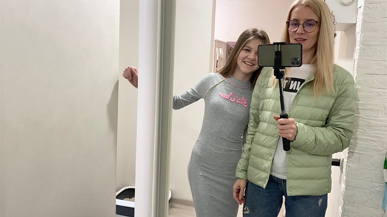 Обновки не выходя из дома. Продуло шею. Кот Снег, цветы и хлеб.