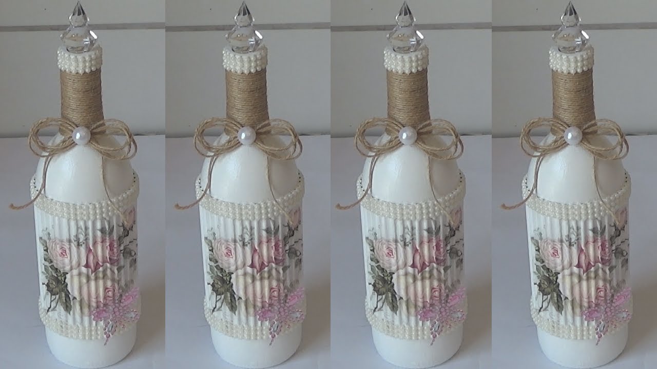 GARRAFA DECORADA COM PAPELÃO E RAMIN