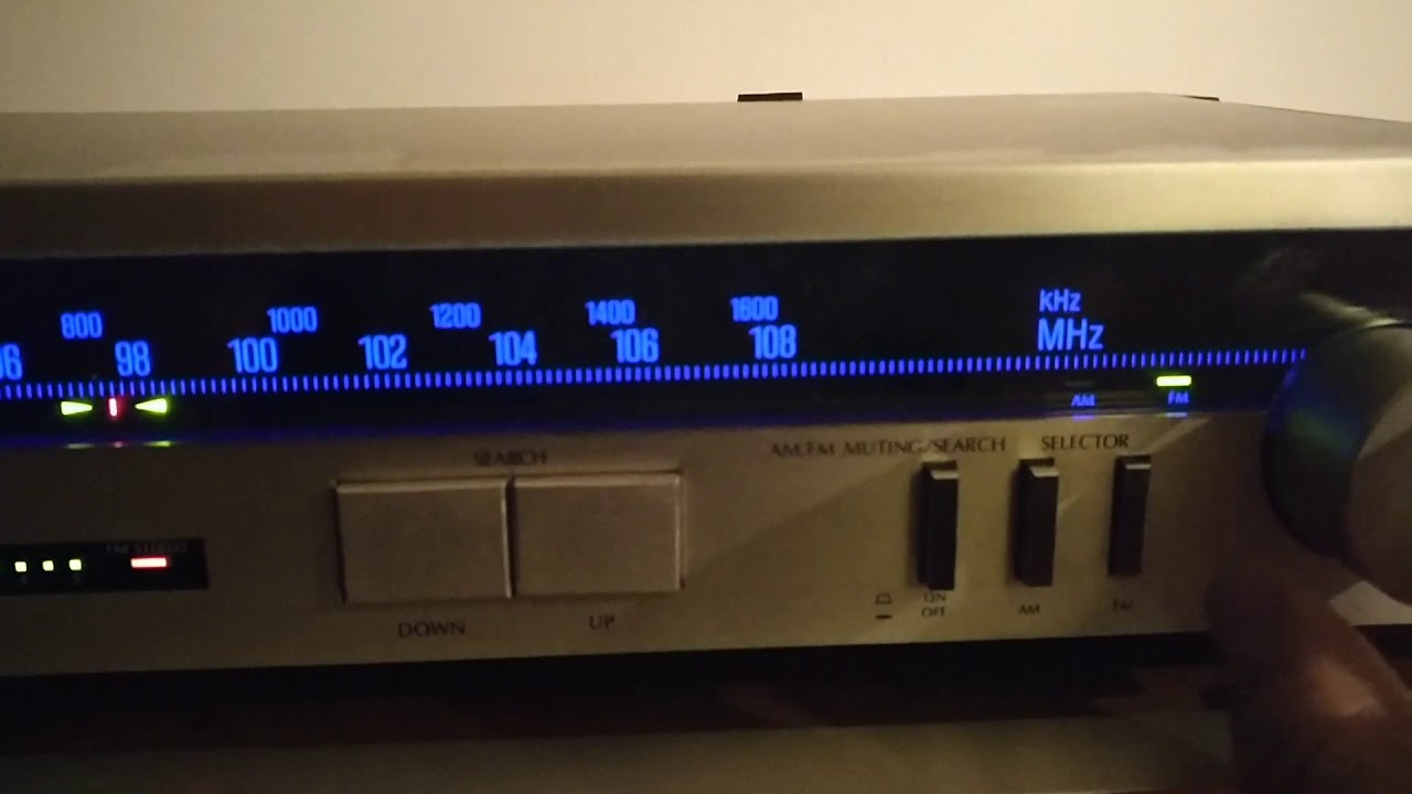 Sansui T-7 AM/FM Stereo Auto Search Tuner