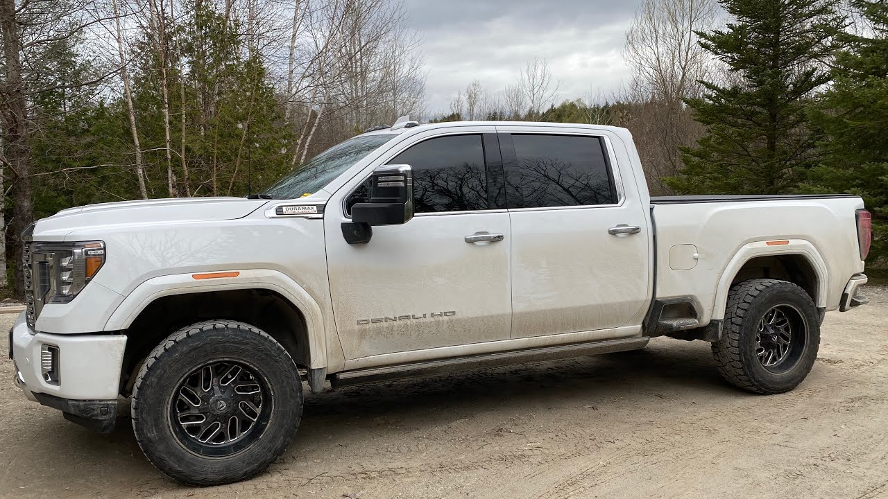 Stuffing HUGE 35s on a Stock 2021 Duramax!