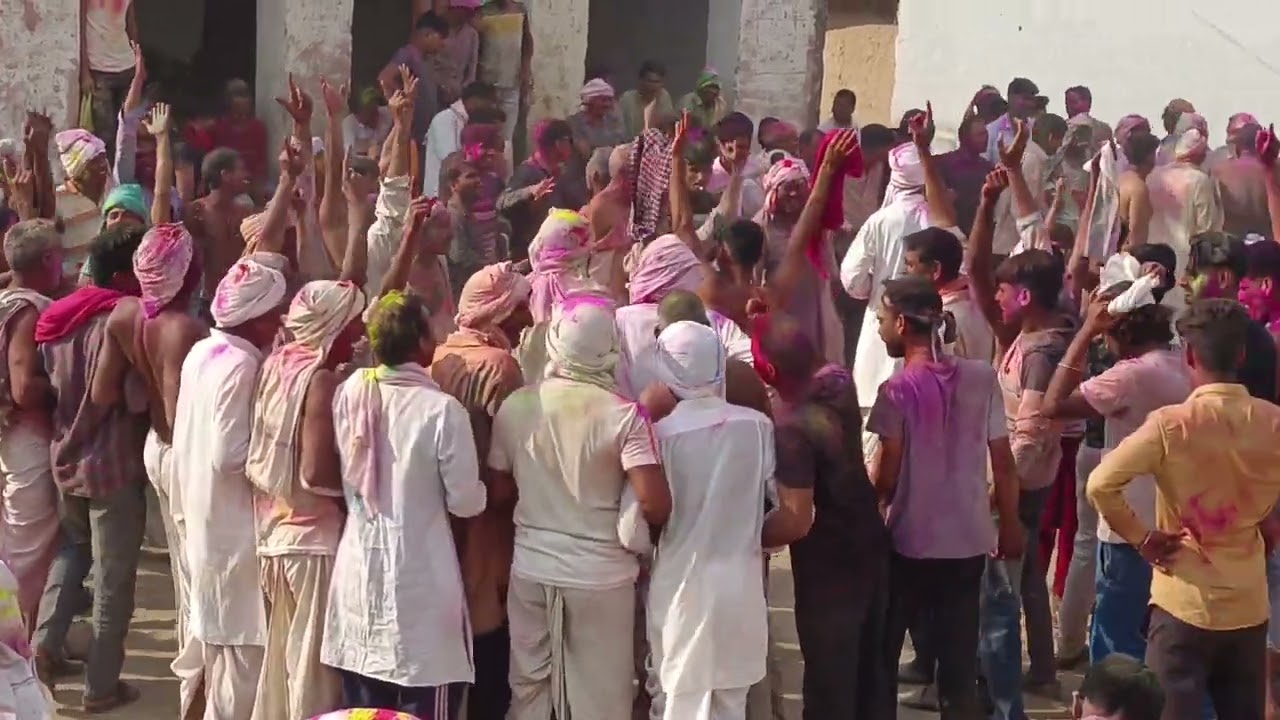 mundiya holi desi geet// गांव मुंडिया के पत्थर मार होली//holi#djviral #gurjarrasiya