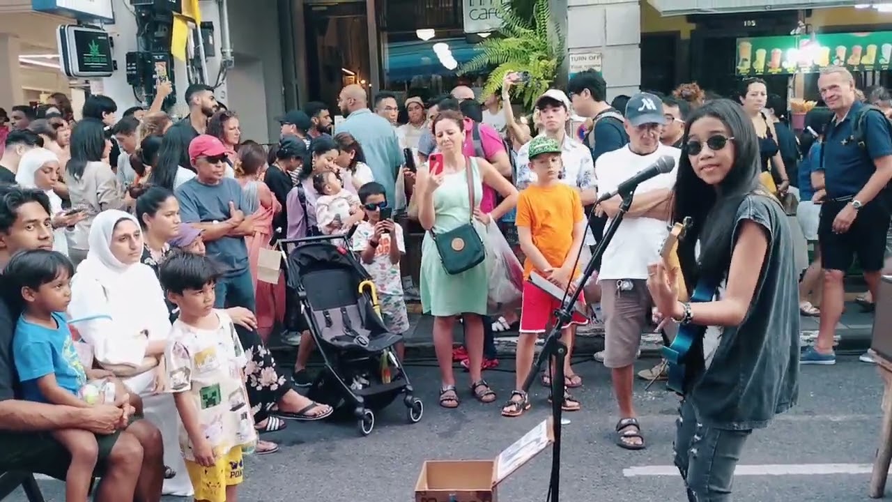 Enter sandman :: Metallica. Cover by ployfun. @Ployfun-Singing   #Phuketstreetoldtown