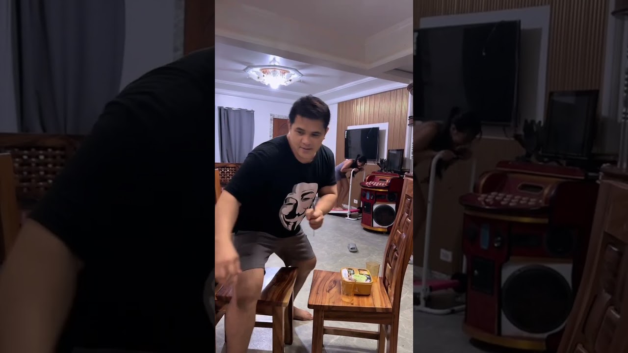 Kaaningan time 😂 Di mapakali si aeiou nakakita ng favorite niyang ice cream 🤣