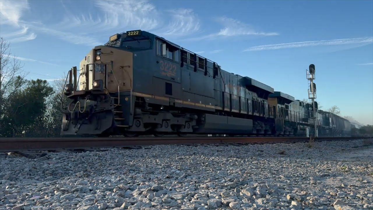 Trains in Savannah: CSX431, CSX139, CSX3222, CSX5340, CSX1186