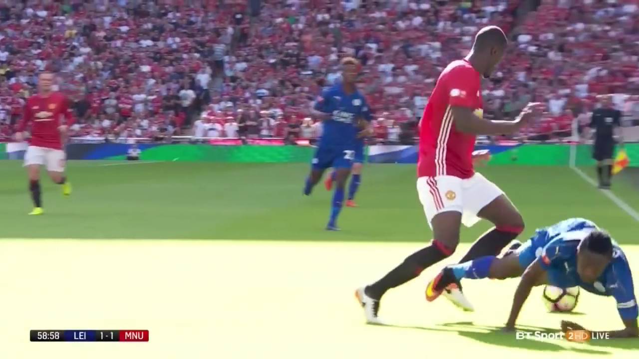 Eric Bailly vs Leicester City   The FA Community Shield 70816   HD HD, 720p