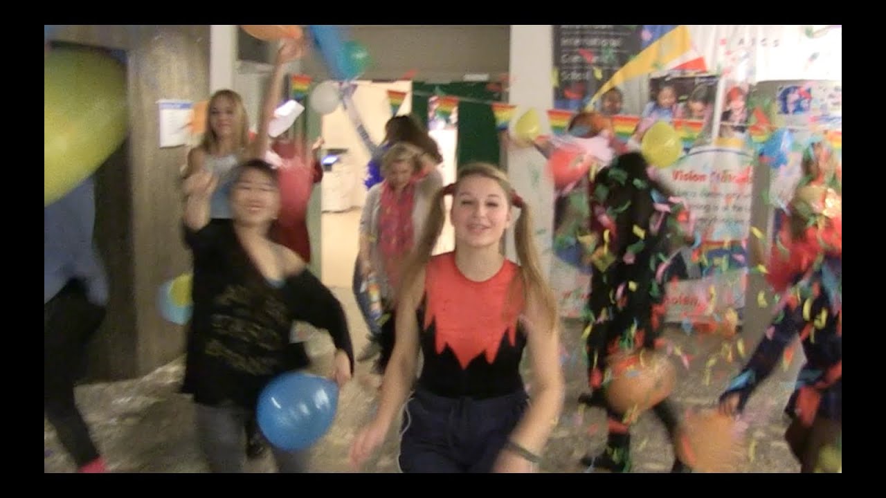 Lip Dub AICS 2013 - On Top Of The World
