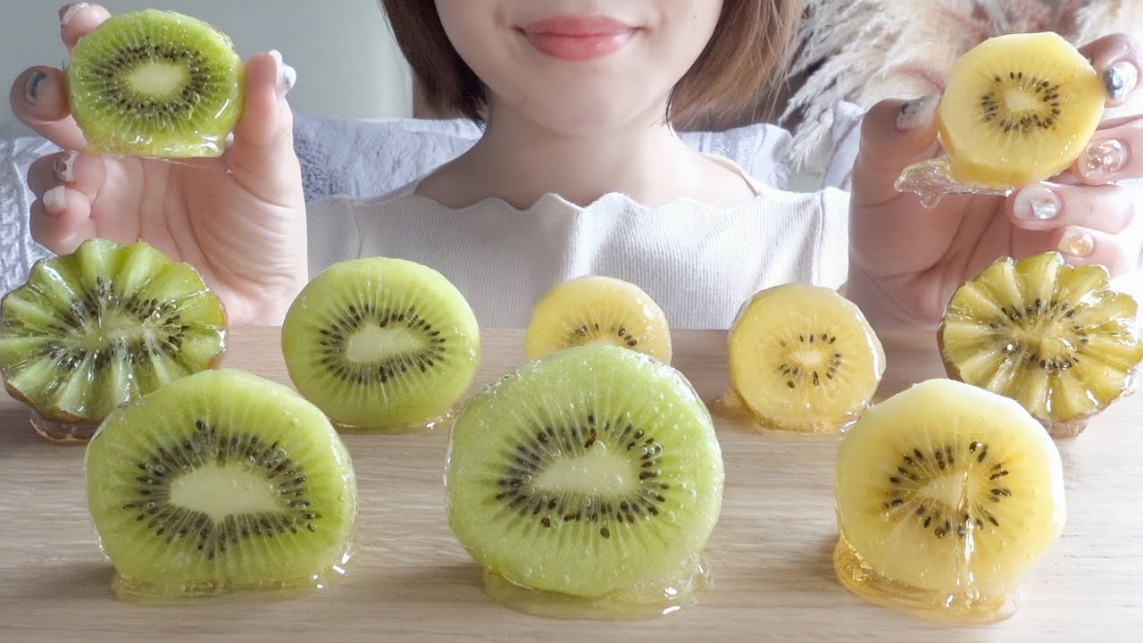 【咀嚼音】グリーンキウイ飴とゴールドキウイ飴を作って食べる【ASMR/EATINGSOUNDS】