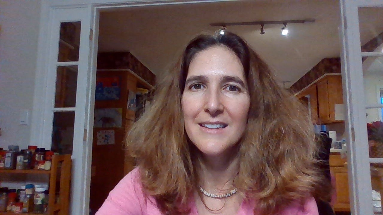 How to treat head lice naturally at home