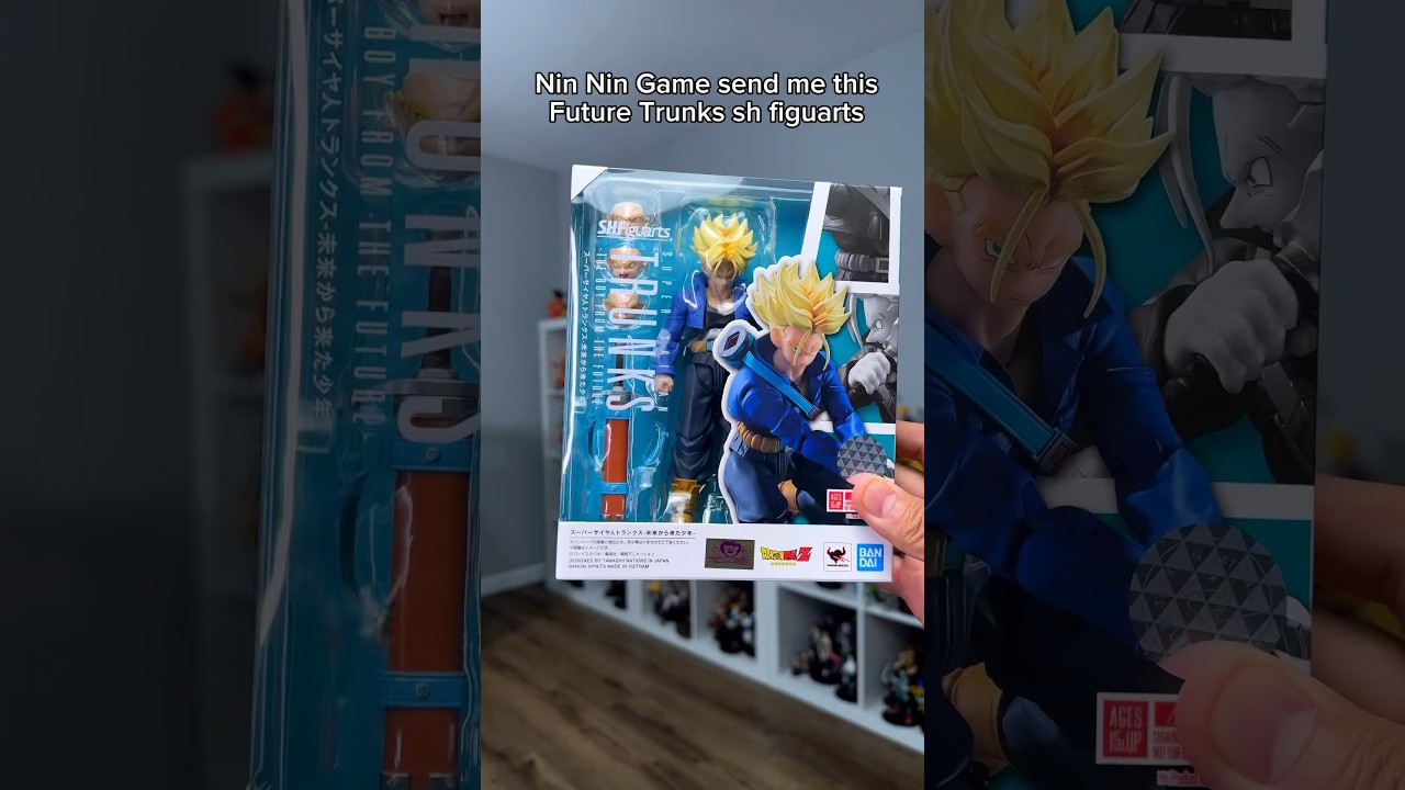 Распаковка фигурки Future Trunks от S.H. Figuarts