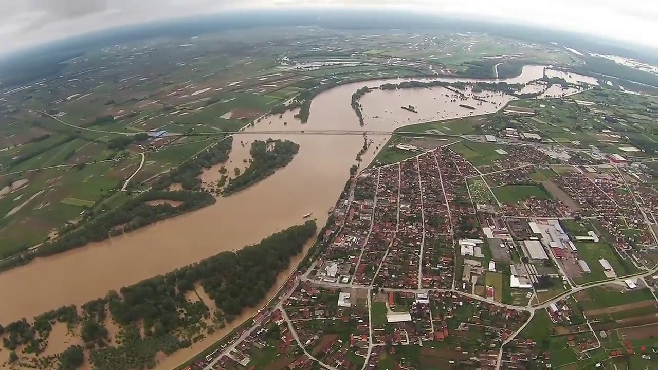 Orasje under Water - Bosnian Flood