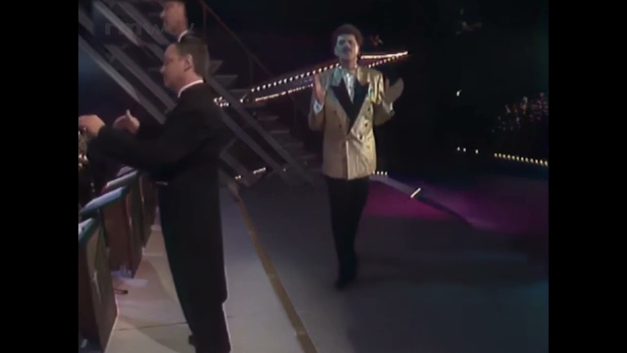 Robert Long - Strepen (Fantastico 1990)