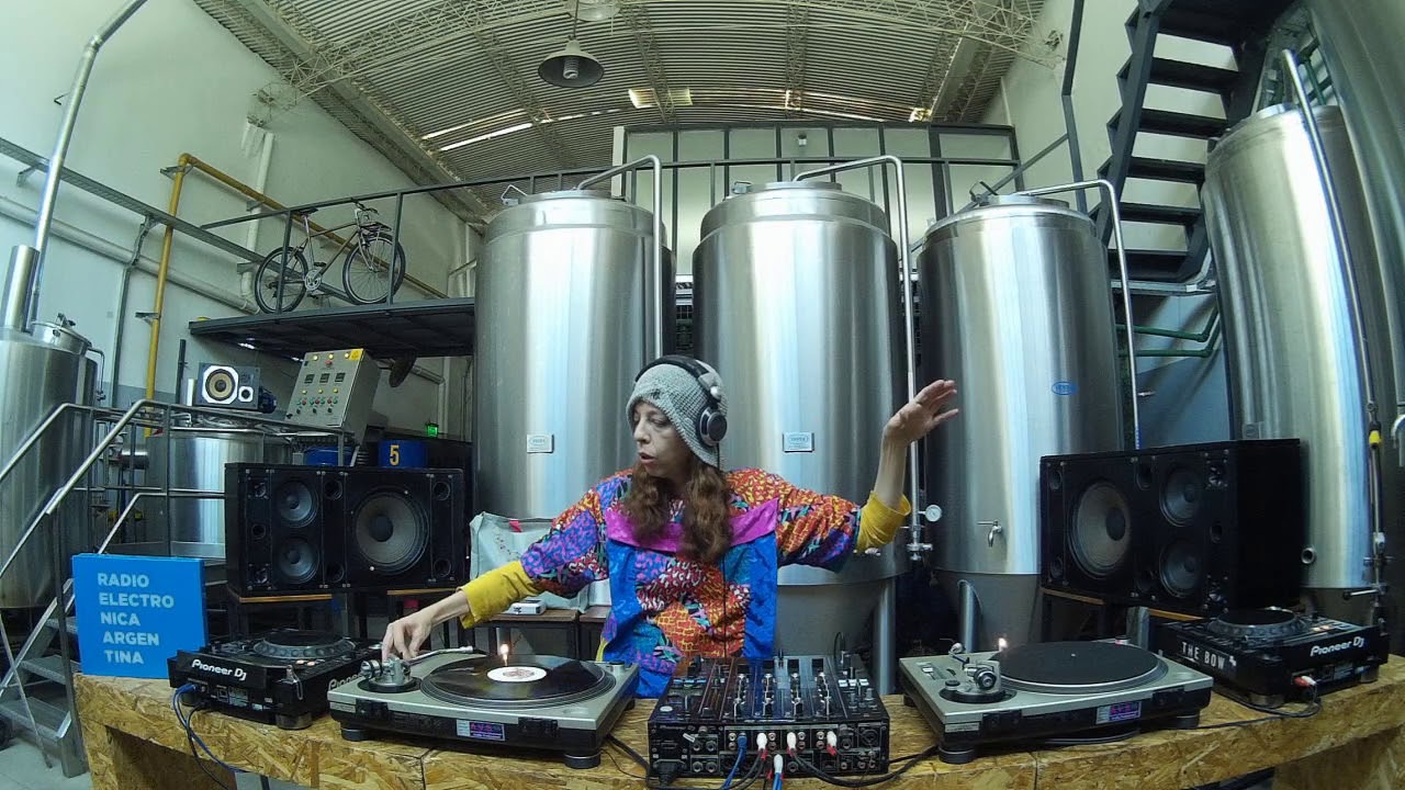REA Video Takeover w/ Carla Tintore