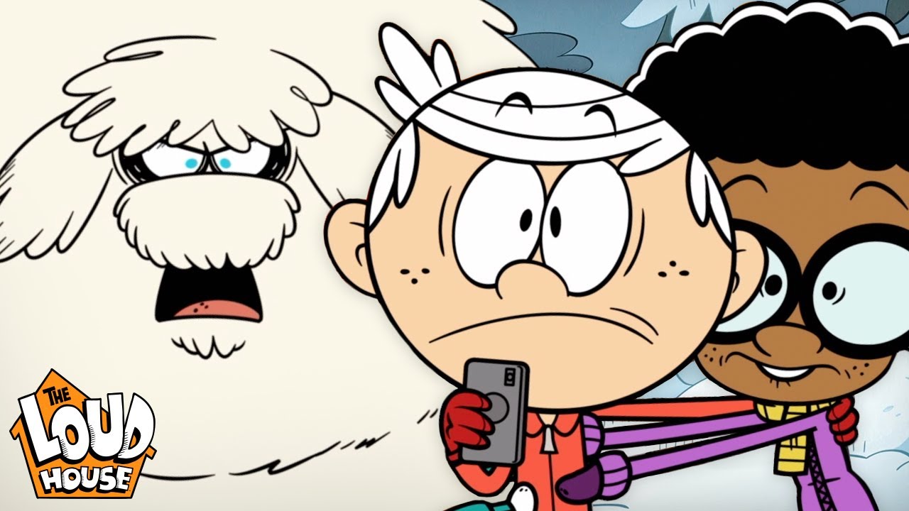 Lincoln & Clyde Face the Abominable Snowman! ❄️ | 