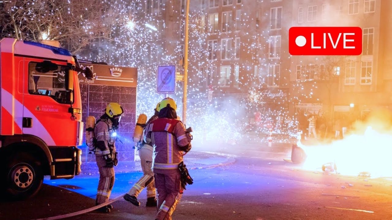 Silvester in Berlin 😱🔥 Alexanderplatz wird zum Kriegsgebiet! 🤯